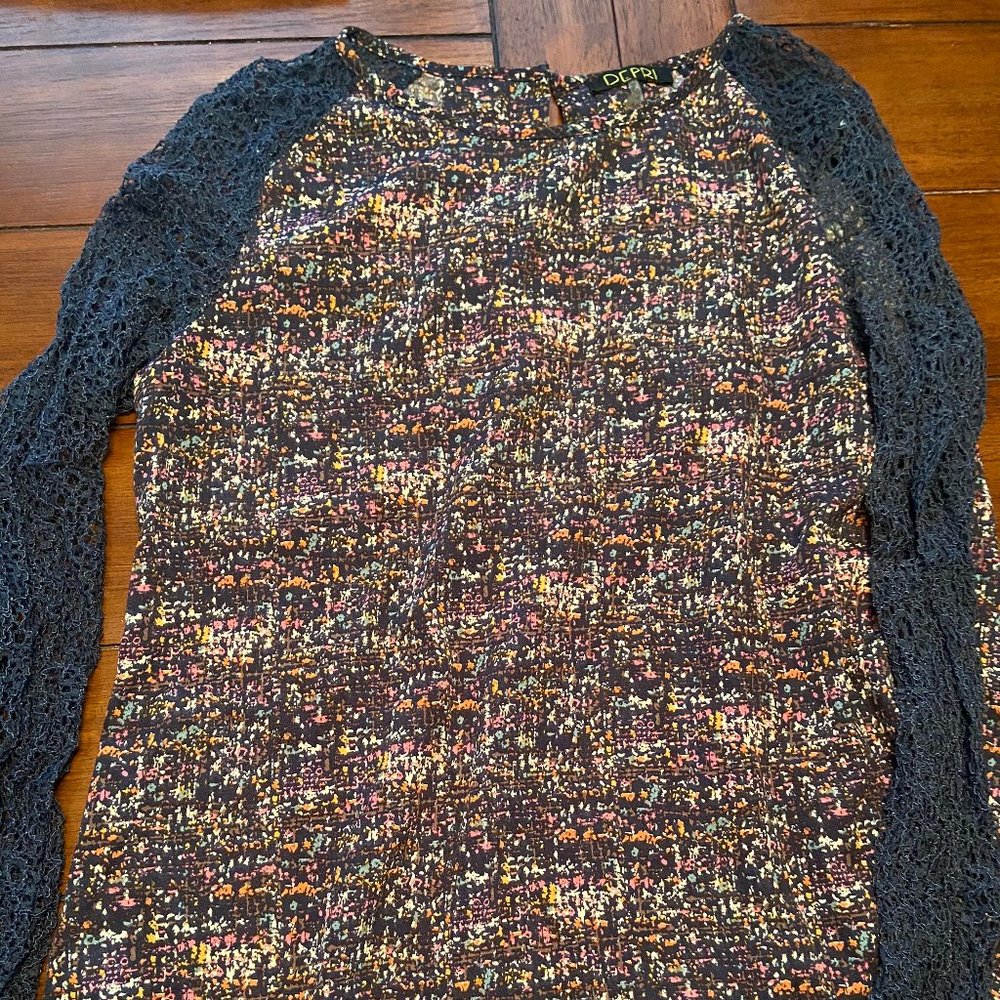 Long Sleeve Blouse with Lace Sleeves (L)
